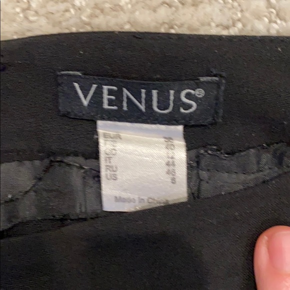 VENUS black pencil skirt with 3 buttons on back - Picture 2 of 4